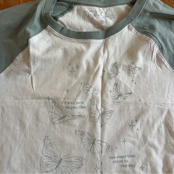 Taylor Swift Cropped Baby Tees - Picture 7 of 14